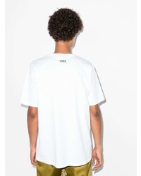 weißes bedrucktes T-Shirt mit einem Rundhalsausschnitt von FEBEN