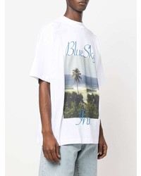 weißes bedrucktes T-Shirt mit einem Rundhalsausschnitt von BLUE SKY INN