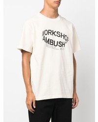 weißes bedrucktes T-Shirt mit einem Rundhalsausschnitt von Ambush