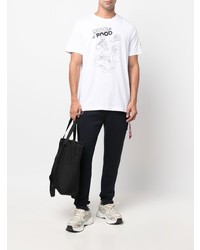 weißes bedrucktes T-Shirt mit einem Rundhalsausschnitt von Nike