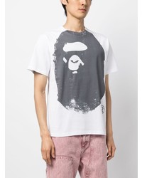 weißes bedrucktes T-Shirt mit einem Rundhalsausschnitt von A Bathing Ape