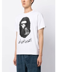 weißes bedrucktes T-Shirt mit einem Rundhalsausschnitt von A Bathing Ape