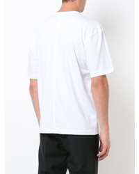 weißes bedrucktes T-Shirt mit einem Rundhalsausschnitt von Rochambeau