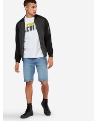 weißes bedrucktes T-Shirt mit einem Rundhalsausschnitt von Levi's