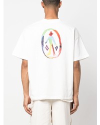 weißes bedrucktes T-Shirt mit einem Rundhalsausschnitt von UNTITLED ARTWORKS