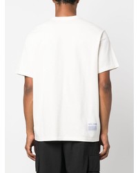 weißes bedrucktes T-Shirt mit einem Rundhalsausschnitt von Each X Other