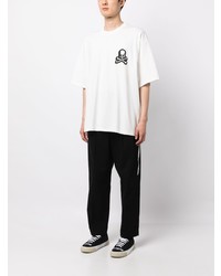 weißes bedrucktes T-Shirt mit einem Rundhalsausschnitt von Mastermind Japan