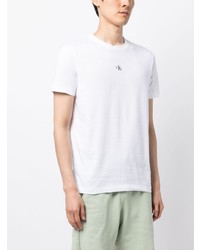 weißes bedrucktes T-Shirt mit einem Rundhalsausschnitt von Calvin Klein