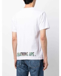 weißes bedrucktes T-Shirt mit einem Rundhalsausschnitt von A Bathing Ape