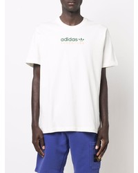 weißes bedrucktes T-Shirt mit einem Rundhalsausschnitt von adidas