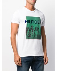 weißes bedrucktes T-Shirt mit einem Rundhalsausschnitt von Tommy Hilfiger