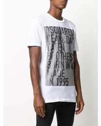 weißes bedrucktes T-Shirt mit einem Rundhalsausschnitt von DSQUARED2