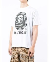 weißes bedrucktes T-Shirt mit einem Rundhalsausschnitt von A Bathing Ape