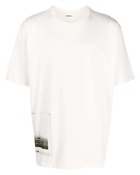 weißes bedrucktes T-Shirt mit einem Rundhalsausschnitt von Tom Wood