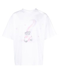 weißes bedrucktes T-Shirt mit einem Rundhalsausschnitt von We11done