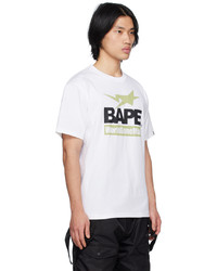 weißes bedrucktes T-Shirt mit einem Rundhalsausschnitt von BAPE