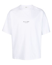 weißes bedrucktes T-Shirt mit einem Rundhalsausschnitt von YOUNG POETS