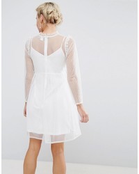 weißes besticktes Kleid aus Netzstoff von Asos