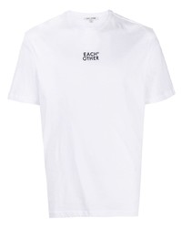 weißes besticktes T-Shirt mit einem Rundhalsausschnitt von Each X Other