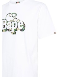 weißes Camouflage T-Shirt mit einem Rundhalsausschnitt von A Bathing Ape