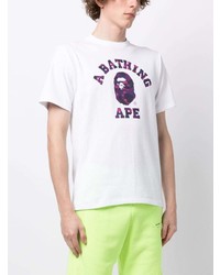 weißes Camouflage T-Shirt mit einem Rundhalsausschnitt von A Bathing Ape