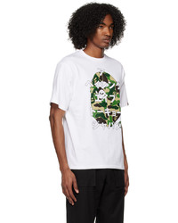 weißes Camouflage T-Shirt mit einem Rundhalsausschnitt von BAPE