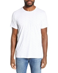 weißes gepunktetes T-Shirt mit einem Rundhalsausschnitt