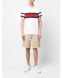 weißes horizontal gestreiftes T-Shirt mit einem Rundhalsausschnitt von Tommy Hilfiger