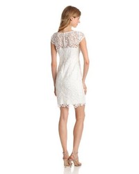 weißes Kleid von Adrianna Papell