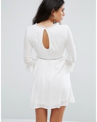 weißes Kleid von Raga
