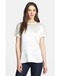 weißes Seide T-Shirt mit einem Rundhalsausschnitt