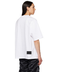 weißes Strick T-Shirt mit einem Rundhalsausschnitt von We11done