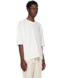 weißes Strick T-Shirt mit einem Rundhalsausschnitt von Homme Plissé Issey Miyake
