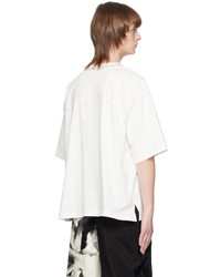 weißes Strick T-Shirt mit einem Rundhalsausschnitt von Taakk