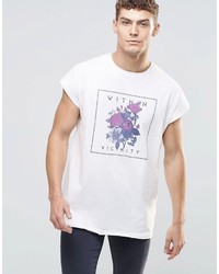 weißes T-Shirt mit einem Rundhalsausschnitt mit Blumenmuster von Asos