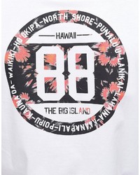 weißes T-Shirt mit einem Rundhalsausschnitt mit Blumenmuster von Asos