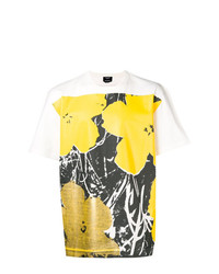 weißes T-Shirt mit einem Rundhalsausschnitt mit Blumenmuster von Calvin Klein 205W39nyc