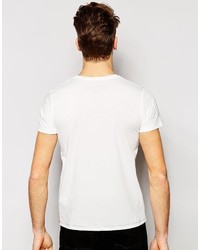 weißes T-Shirt mit einem Rundhalsausschnitt mit Blumenmuster von Jack and Jones