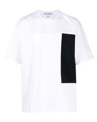 weißes T-Shirt mit einem Rundhalsausschnitt mit Flicken von Children Of The Discordance
