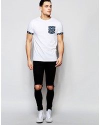 weißes T-Shirt mit einem Rundhalsausschnitt mit geometrischem Muster von Bellfield