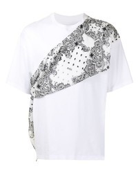 weißes T-Shirt mit einem Rundhalsausschnitt mit Paisley-Muster von Yoshiokubo