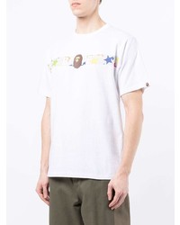 weißes T-Shirt mit einem Rundhalsausschnitt mit Sternenmuster von A Bathing Ape