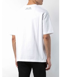 weißes T-Shirt mit einem Rundhalsausschnitt mit Sternenmuster von Calvin Klein 205W39nyc