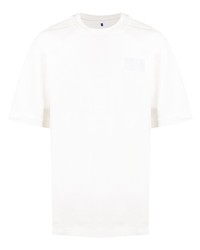 weißes T-Shirt mit einem Rundhalsausschnitt von Ader Error
