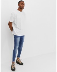 weißes T-Shirt mit einem Rundhalsausschnitt von ASOS DESIGN