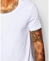 weißes T-Shirt mit einem Rundhalsausschnitt von Asos