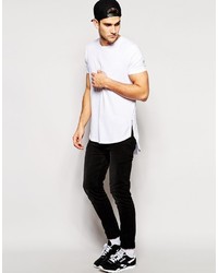 weißes T-Shirt mit einem Rundhalsausschnitt von Asos