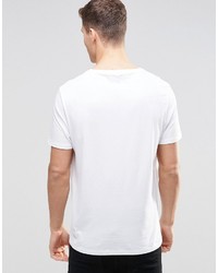 weißes T-Shirt mit einem Rundhalsausschnitt von Asos