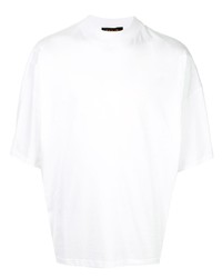 weißes T-Shirt mit einem Rundhalsausschnitt von Caban
