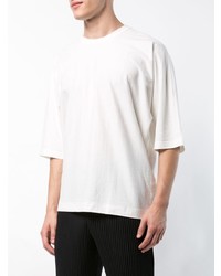 weißes T-Shirt mit einem Rundhalsausschnitt von Homme Plissé Issey Miyake